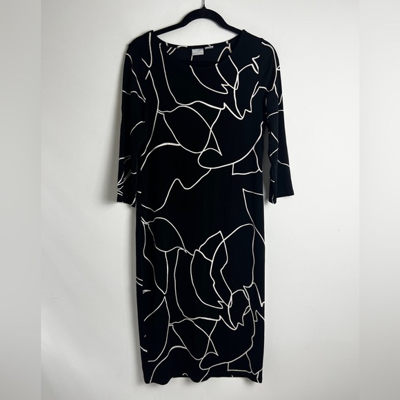 Chico's Travelers Black Cream Classic Abstract Print Wrinkle Resistant Dress 1 - Picture 1 of 11